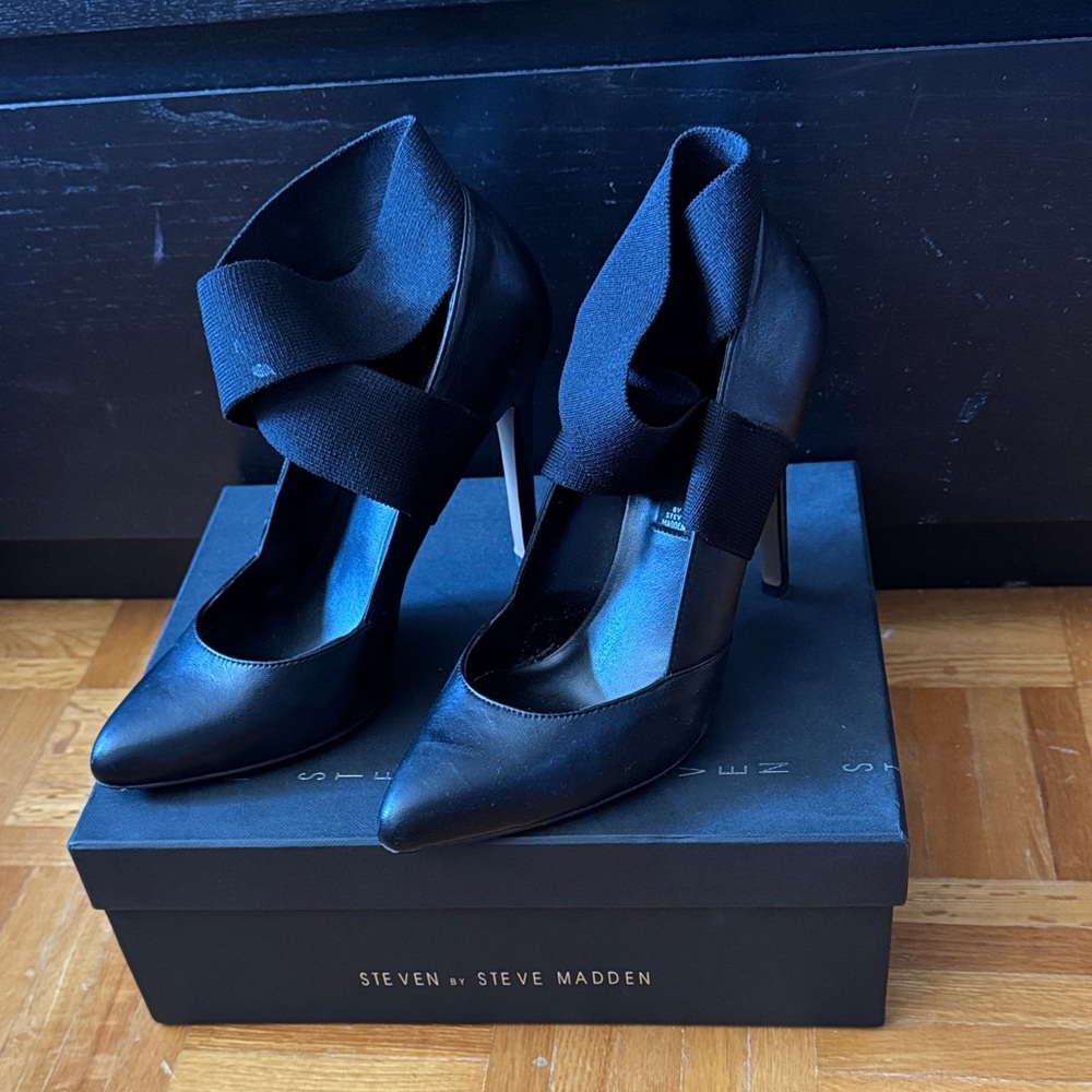 Steve Madden Black Strappy Heels